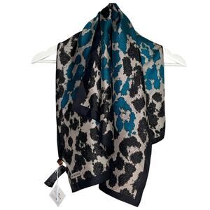 Coach Frizz 100% Silk Leopard Print Square Scarf Teal/Black Size 36 x 36 NWT